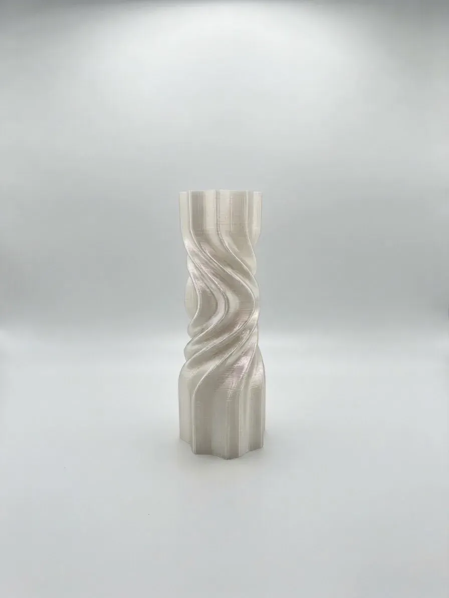 Helix vase