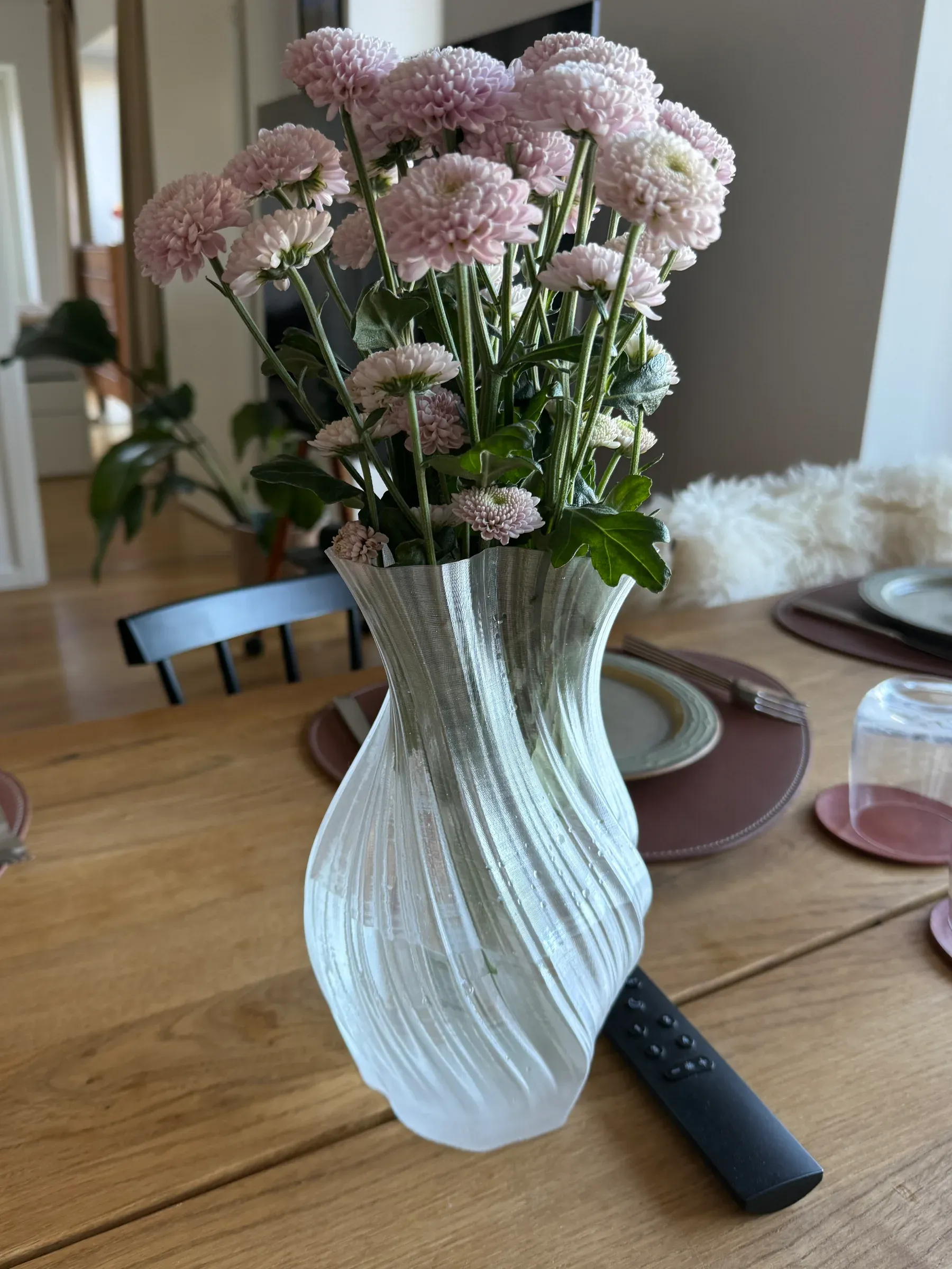 Transparent vase